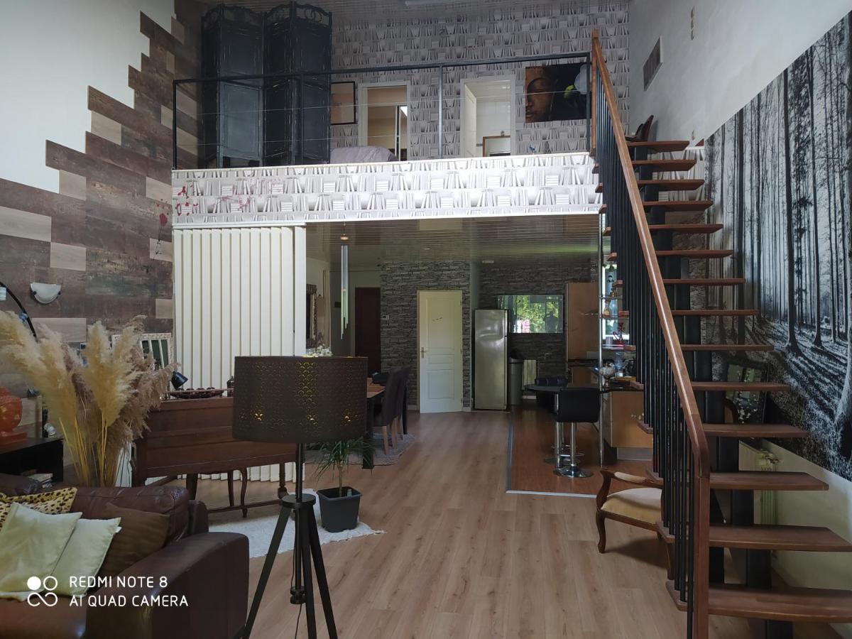 Loft Daire Chaligny Dış mekan fotoğraf